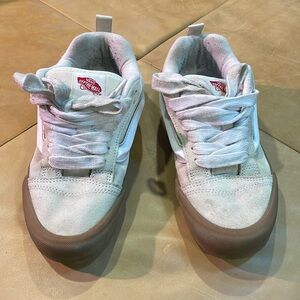 Vans cream and white size 8 nice condition shoes